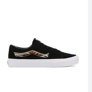 Vans SK8 low classic pony hair suede upper lace up sneakers size 9